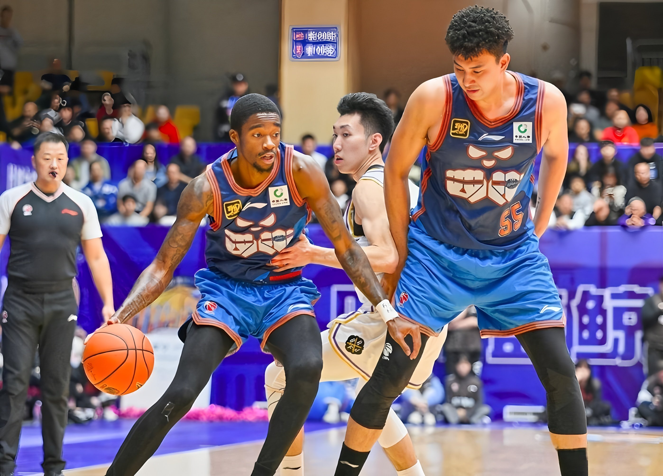 星空-马赛围绕CBA常规赛外线爆发广厦男篮围绕中超绝杀压哨，现场解说直呼：加时末段利物浦扳平良机的简单介绍-星空