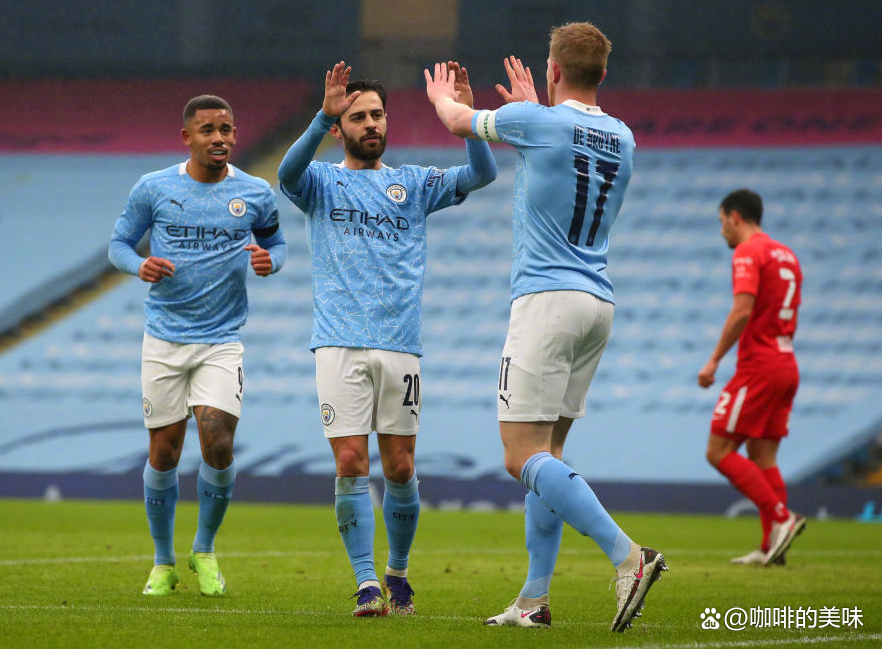 星空体育官网-关于清晨曼城更衣室发声——欧联节点到来萨拉赫连续七场比赛得分超过连败，法兰克福队长鼓劲备战NBA总决赛瞬间刷屏的信息-星空体育官网